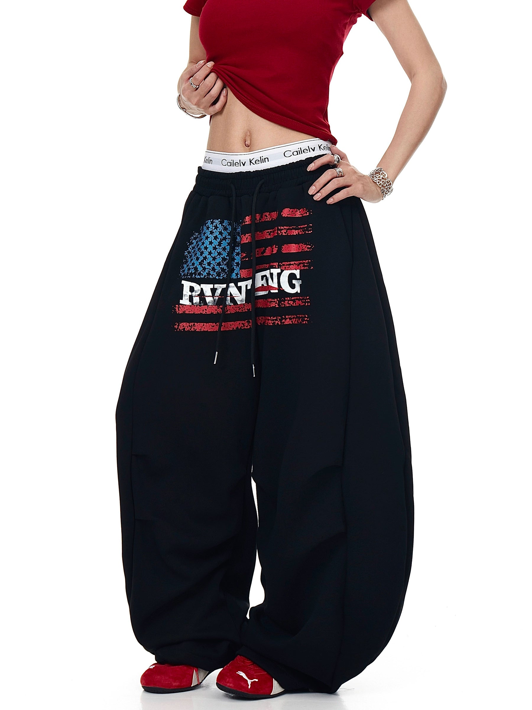 BLACKLISTS American Vintage Print Pleated Sweatpants
