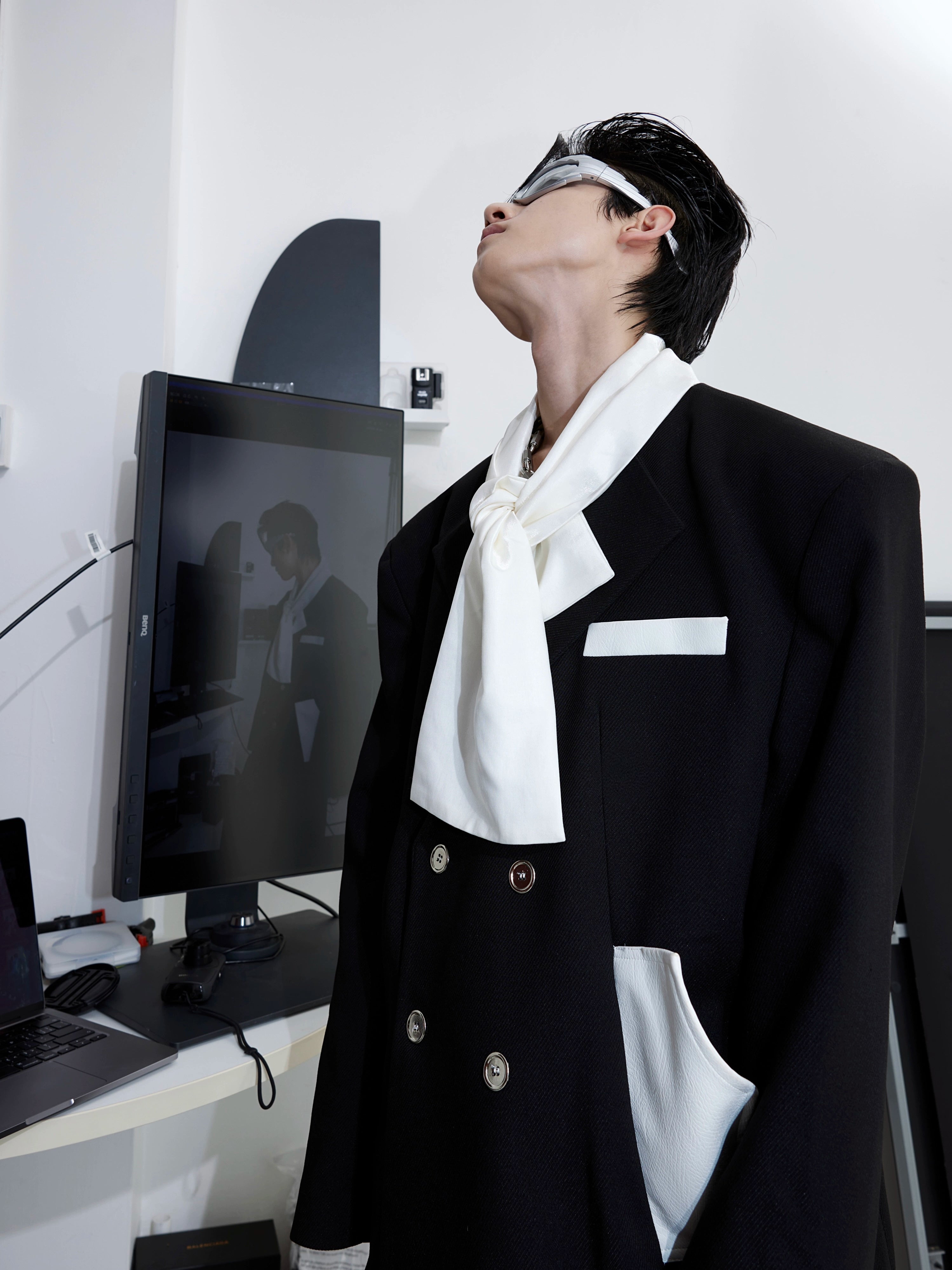ArguE CulturE Twill Silhouette Contrasting Tie Stitched Suit Top
